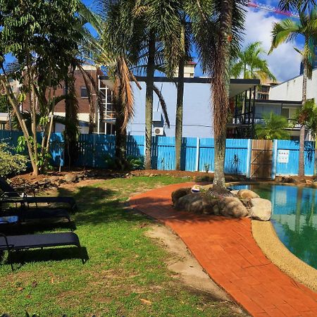 Mumma's Hostel Cairns Buitenkant foto