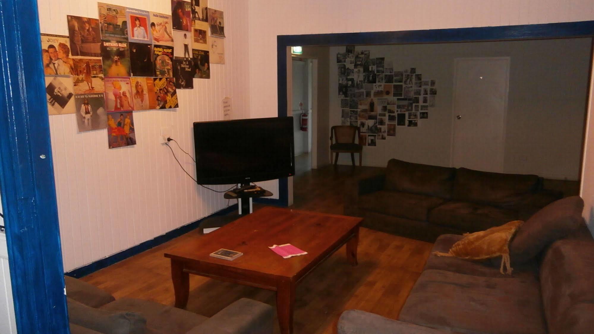 Mumma's Hostel Cairns Buitenkant foto