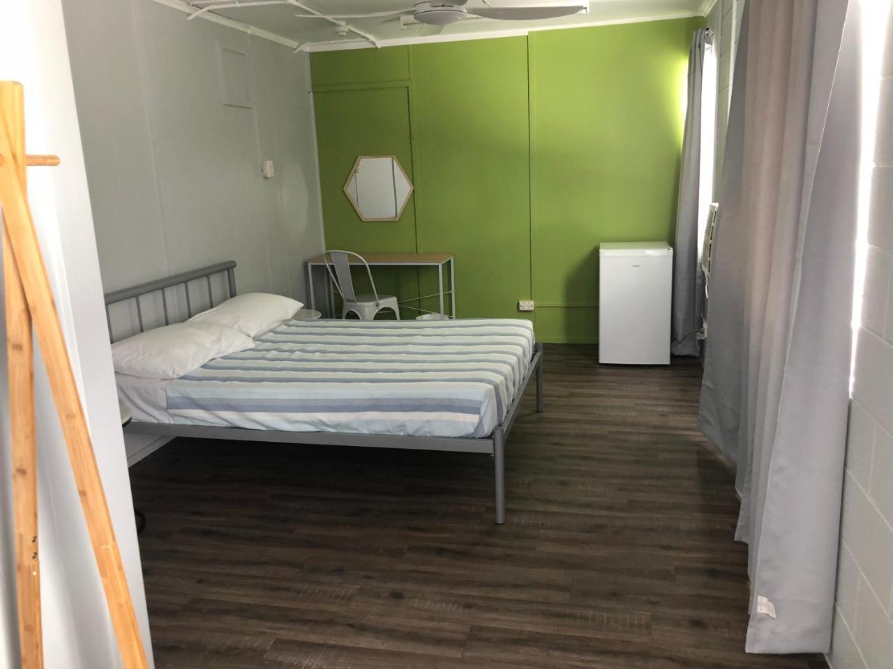 Mumma's Hostel Cairns Buitenkant foto