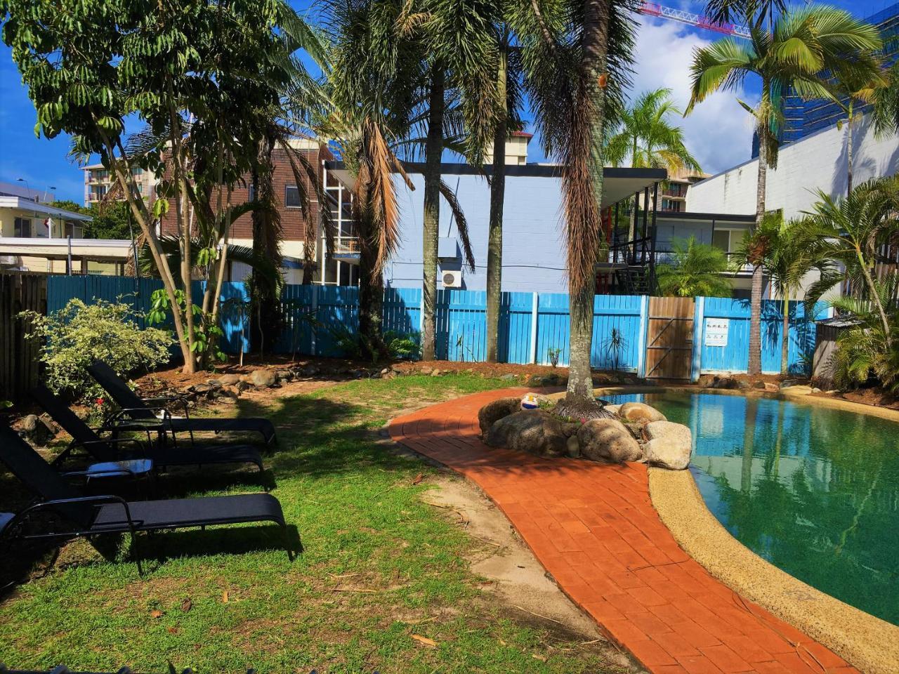Mumma's Hostel Cairns Buitenkant foto