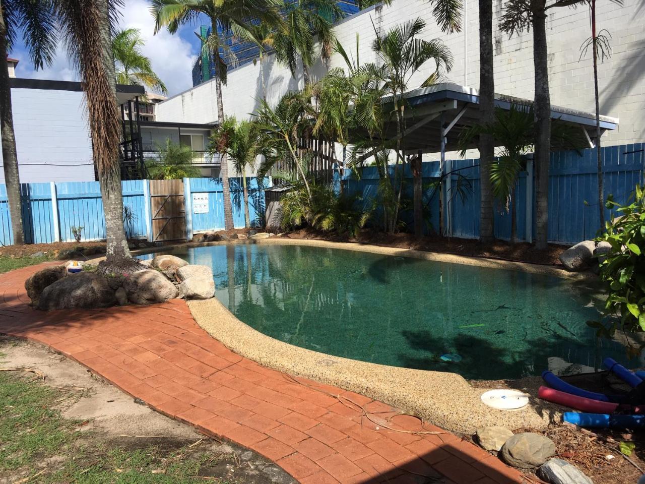 Mumma's Hostel Cairns Buitenkant foto